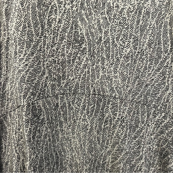 Athleta Santorini Thera Print Mojave Laurel Olive UPF Dress size small - Picture 4 of 10